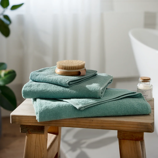 Bio Frottier Handtuch BARI in Aqua Blau von Living Crafts Größe 50x100 cm