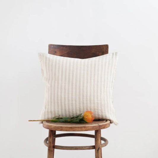 Leinen Kissenhülle Streifen in Creme+Beige Muster Streifen von Linen Tales Größe 40x60 cm