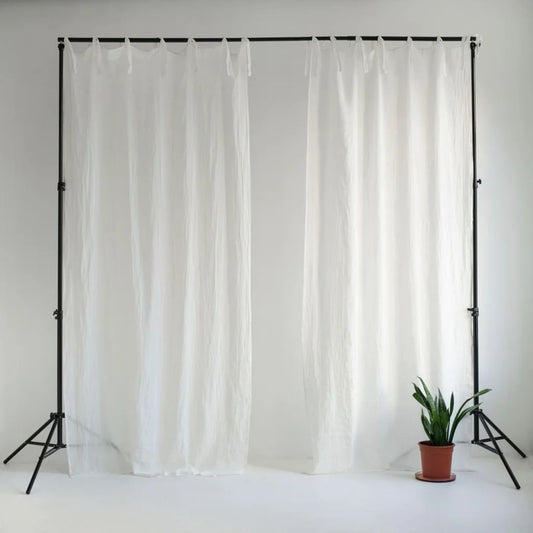 Leinen Vorhang mit Schlaufen 2er-Set in Weiß von Linen Tales Größe 130x200 cm