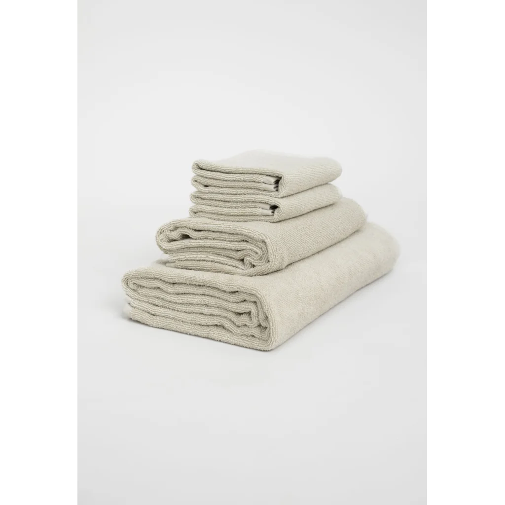 Bio Frottier Handtuch in Beige von MELA home Größe 50x100 cm