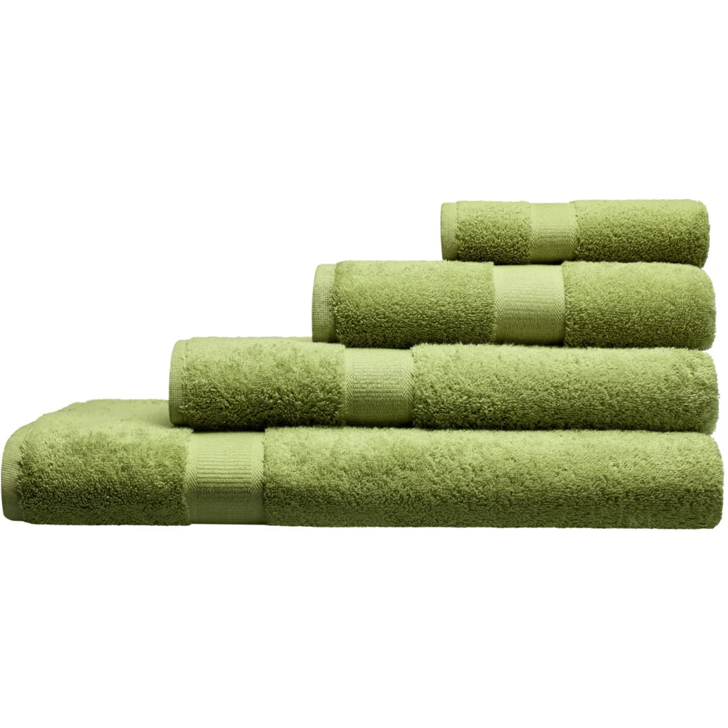 Bio Frottier Handtuch in Pistazie Grün von Cotonea Größe 50x100 cm