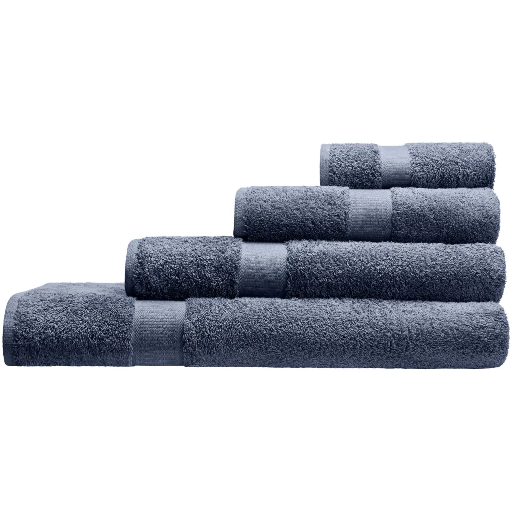 Bio Frottier Handtuch in Steinblau Blau von Cotonea Größe 50x100 cm