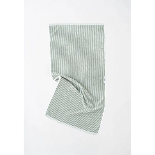 Bio Frottier Handtuch Streifen in Waldgrün+Weiß Grün+Weiß Muster Streifen von MELA home Größe 50x100 cm