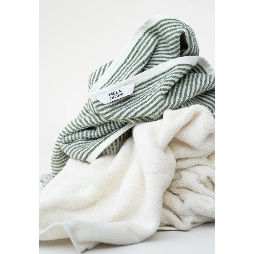 Bio Frottier Handtuch Streifen in Waldgrün+Weiß Grün+Weiß Muster Streifen von MELA home Größe 50x100 cm