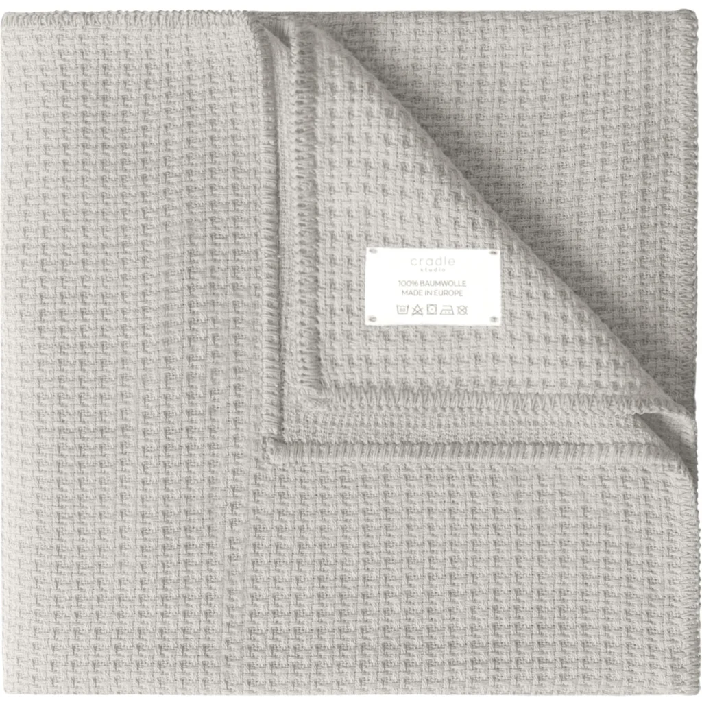 Decke in Feinstrick-Optik in Stein Grau von Cradle Studio Größe 150x210 cm