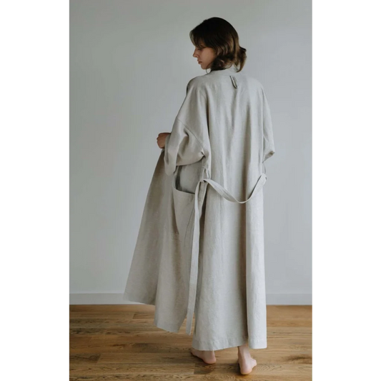 Halbleinen Morgenmantel in Beige von Linen Tales Größe Einheitsgröße