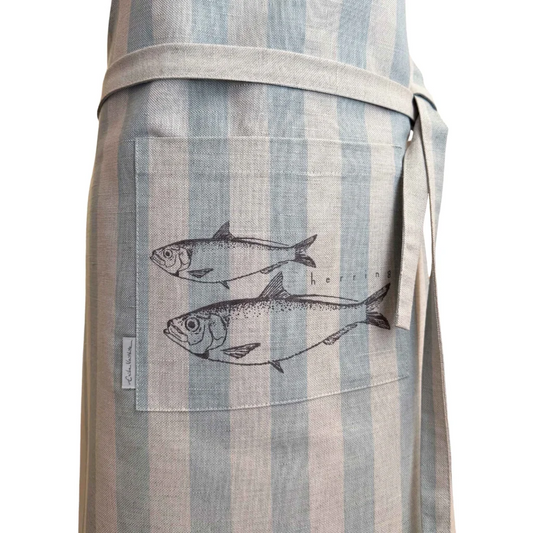 Halbleinen Schürze Fische in Beige+Hellblau Beige+Blau Muster Streifen+ Fische von Erika Vaitkute Größe 70x84 cm