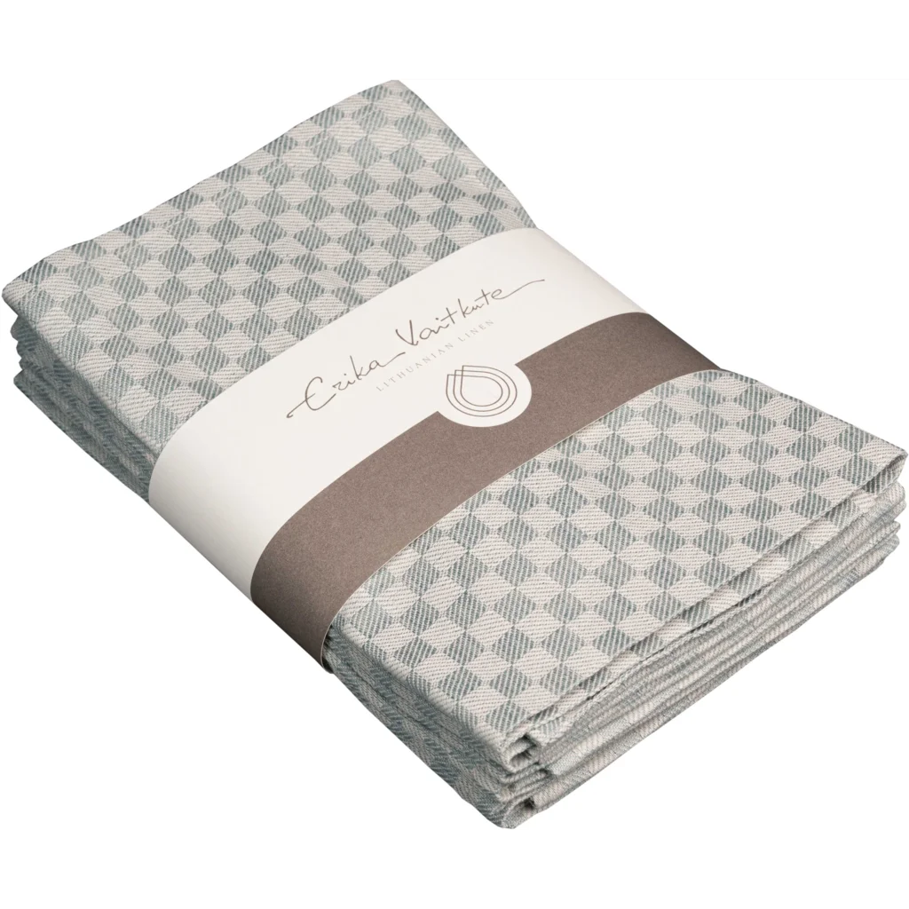 Halbleinen Stoffserviette Schachbrett 6er-Pack in Mint Blau Muster Schachbrett von Erika Vaitkute Größe 46x46 cm