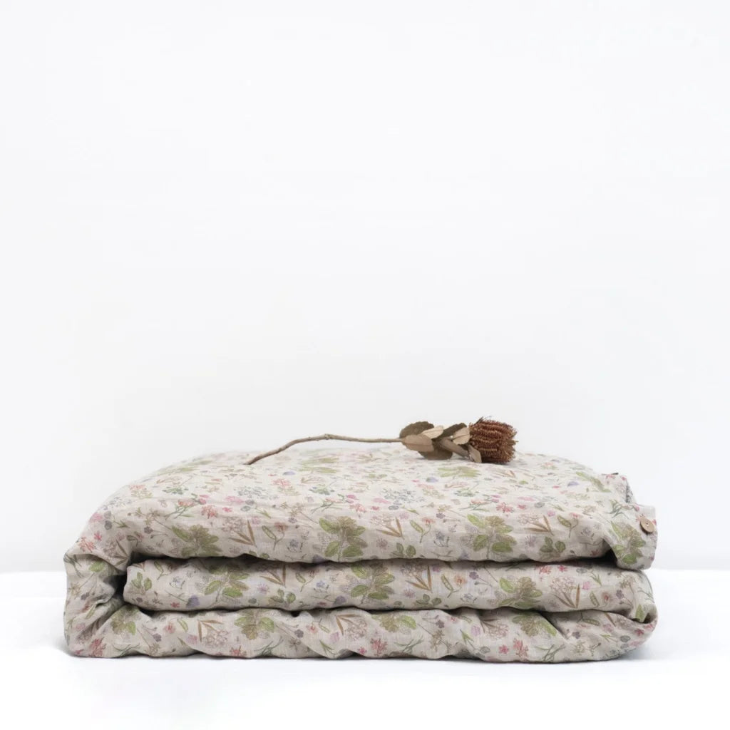 Leinen Bettwäsche Botanik Bettbezug in Creme+Rosa+Grün+Braun Muster Botanik von Linen Tales Größe 240x220 cm