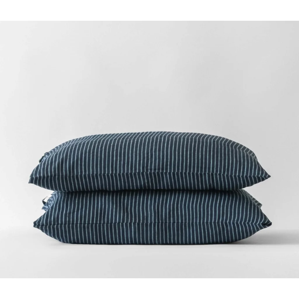 Leinen Bettwäsche Streifen Kissenbezug 2er-Pack in Dunkelblau+Weiß Blau+Weiß Muster Streifen von Linen Tales Größe 40x40 cm