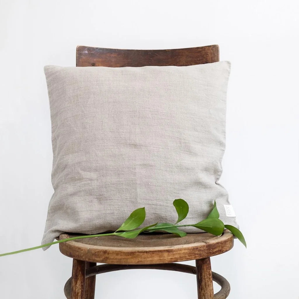 Leinen Kissenhülle rechteckig in Beige von Linen Tales Größe 40x60 cm