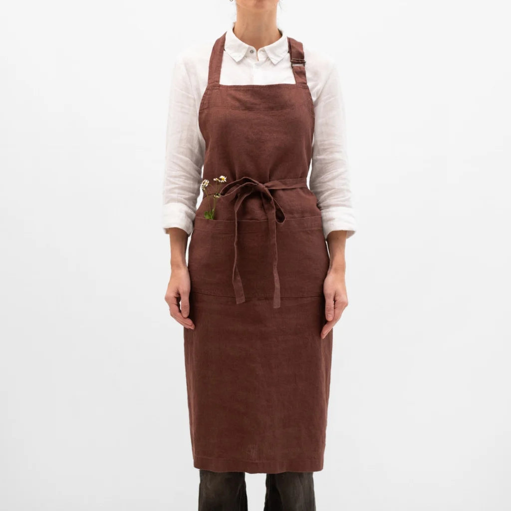 Leinen Kochschürze in Schokolade Braun von Linen Tales Größe 100 cm breit+ 98 cm lang