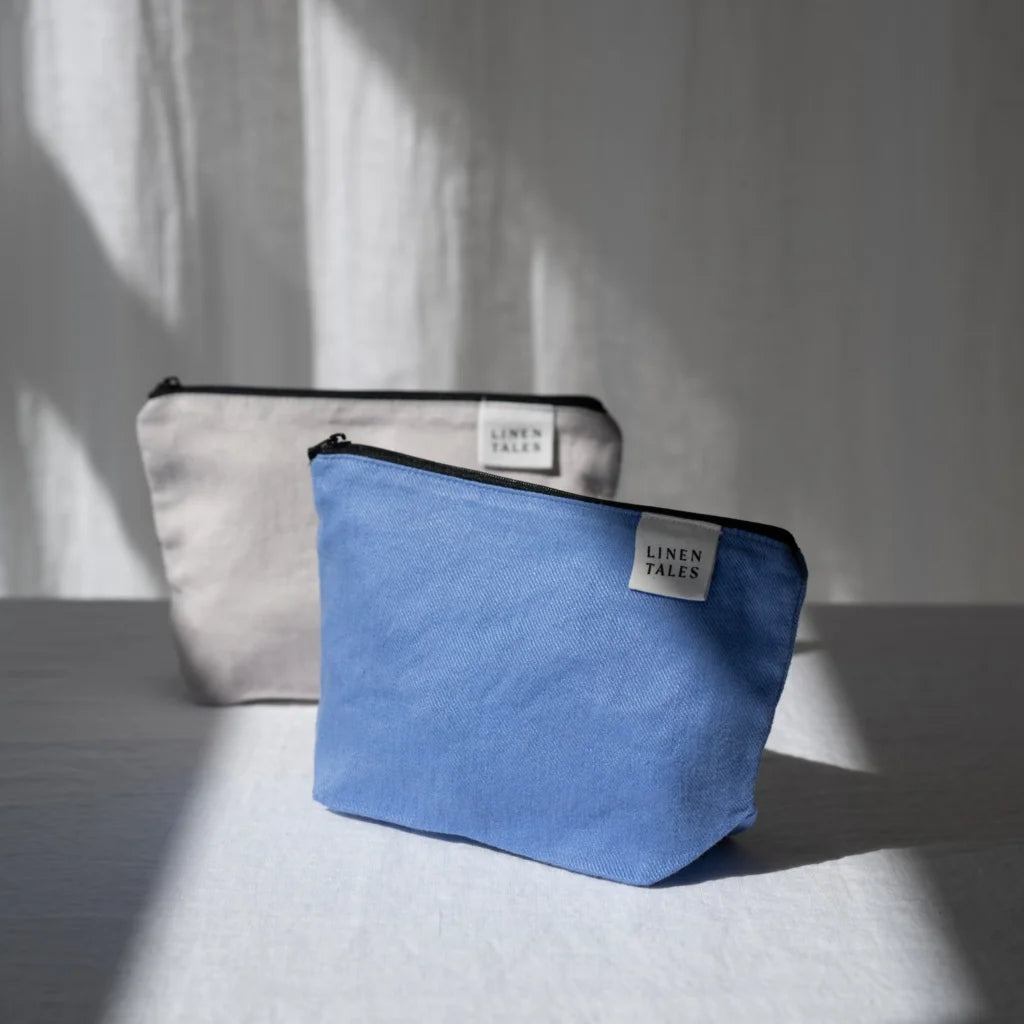Leinen Kosmetiktasche in Blau von Linen Tales Größe 21x14 cm