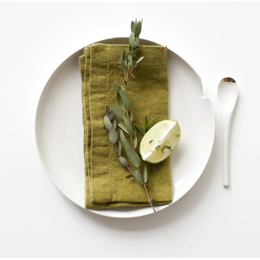 Leinen Stoffserviette 2er-Pack in Moosgrün Grün von Linen Tales Größe 40x40 cm