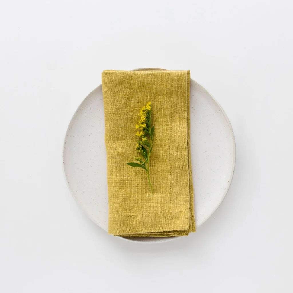 Leinen Stoffserviette 2er-Pack in Senfgelb Gelb von Linen Tales Größe 55x55 cm