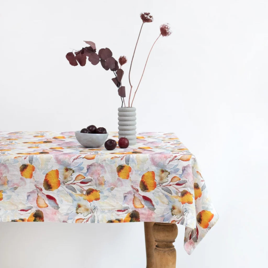 Leinen Tischdecke Aquarell in Weiß+Orange Muster Aquarell von Linen Tales Größe 140x350 cm