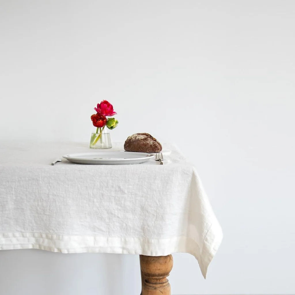 Leinen Tischdecke in Übergröße in Weiß von Linen Tales Größe 140x350 cm