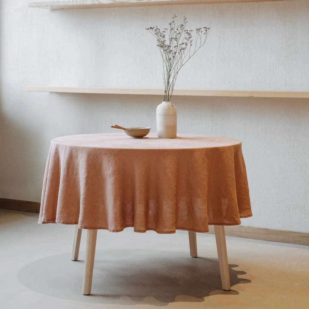 Leinen Tischdecke rund in Apricot Orange von Linen Tales Größe Ø 150 cm
