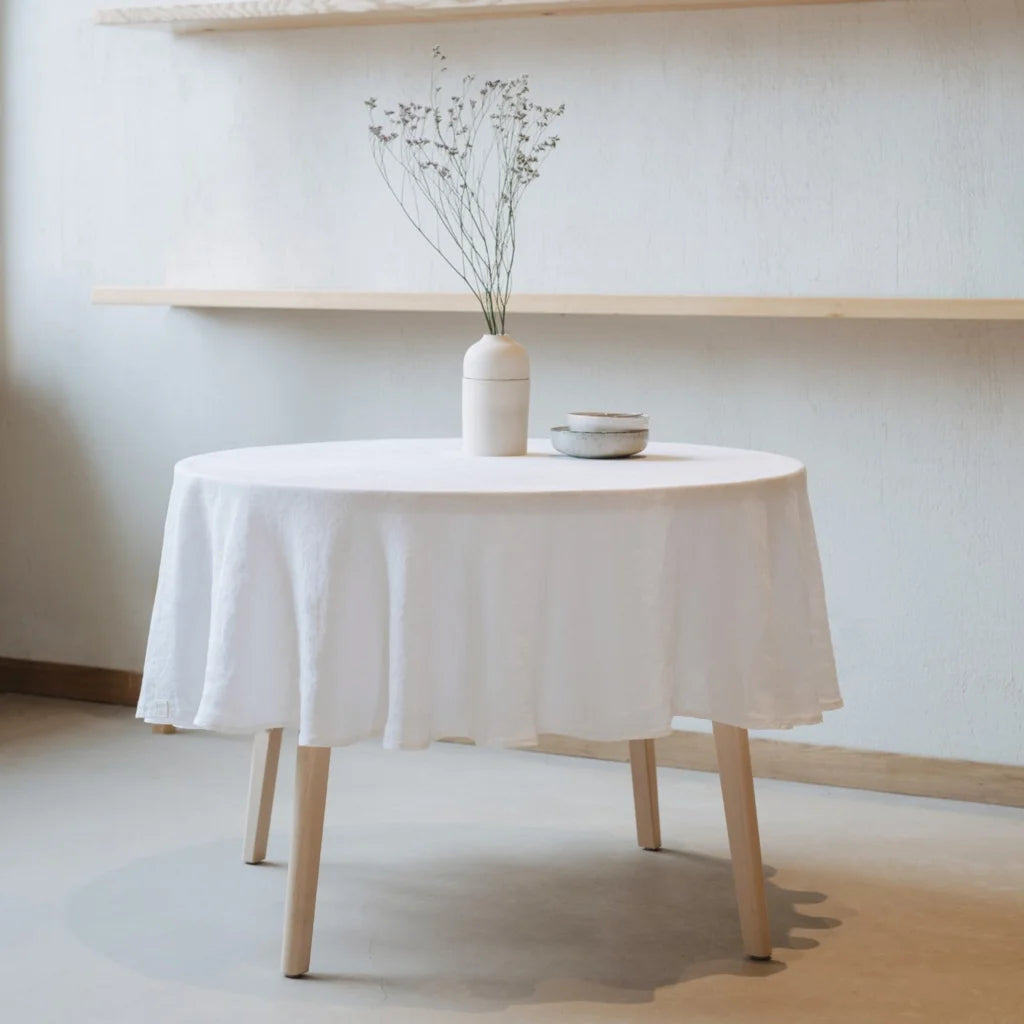Leinen Tischdecke rund in Weiß von Linen Tales Größe Ø 180 cm