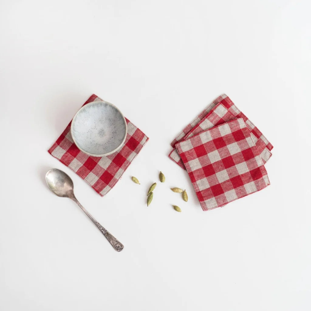 Leinen Untersetzer Karo 4er-Pack in Rot+Beige Muster Karo von Linen Tales Größe 10x10 cm