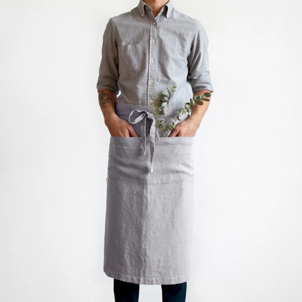 Leinen Vorbinder in Hellgrau Grau von Linen Tales Größe 105 cm breit+ 78 cm lang
