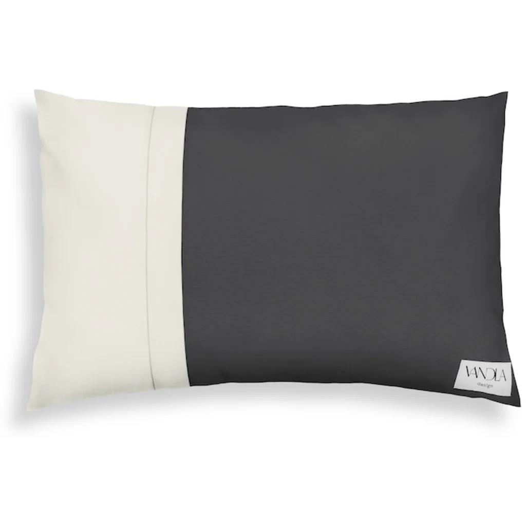 Modulare Kissenhülle rechteckig Farbkombinationen mit Anthrazit in Anthrazit+Creme Grau+Creme von Vandla design Größe 40x60 cm