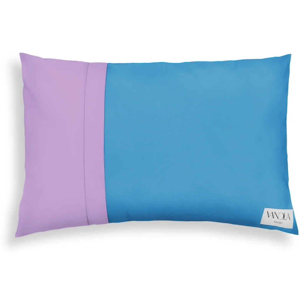 Modulare Kissenhülle rechteckig Farbkombinationen mit Atlantik in Atlantik+Flieder Blau+Flieder von Vandla design Größe 40x60 cm