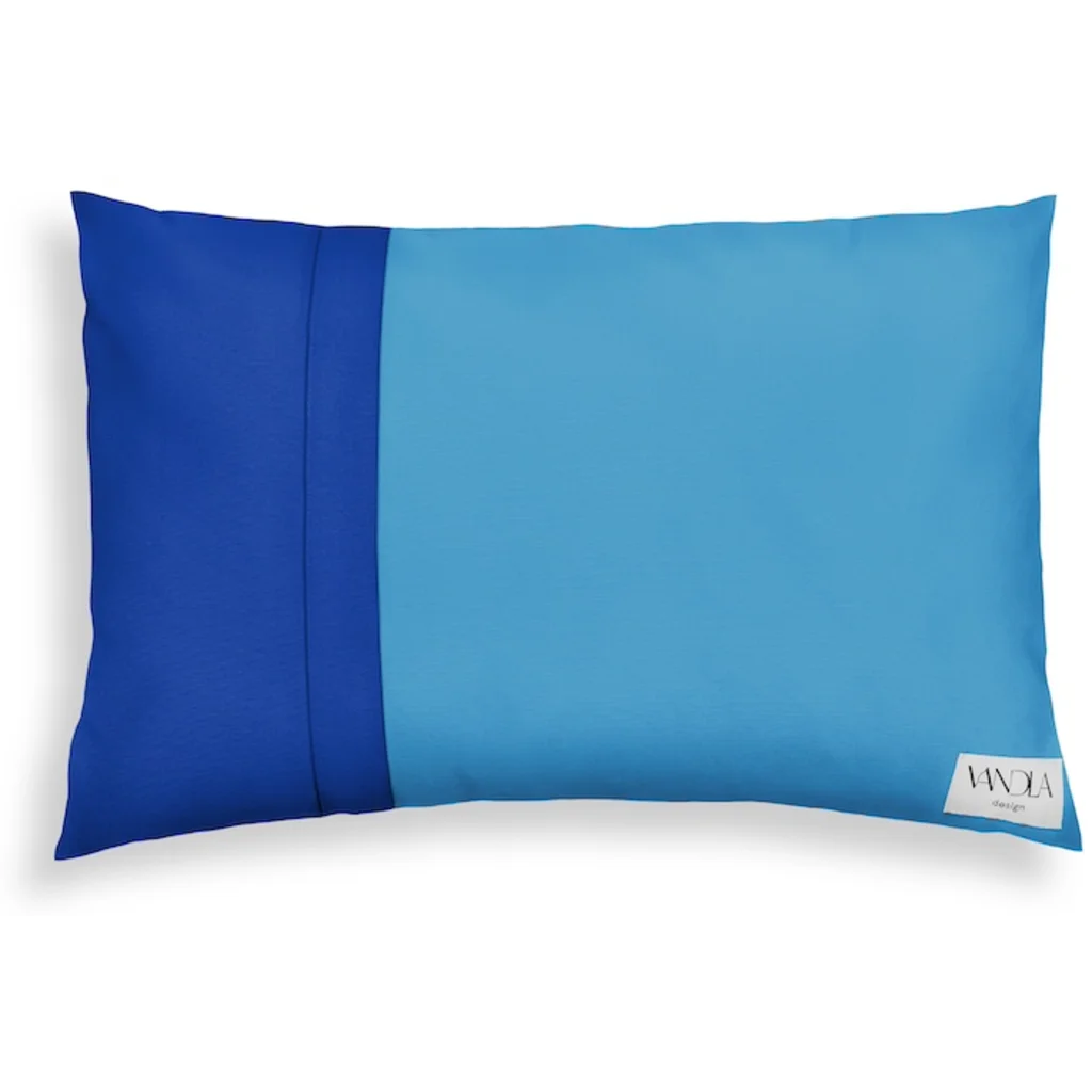 Modulare Kissenhülle rechteckig Farbkombinationen mit Atlantik in Atlantik+Kobalt Blau+Blau von Vandla design Größe 40x60 cm