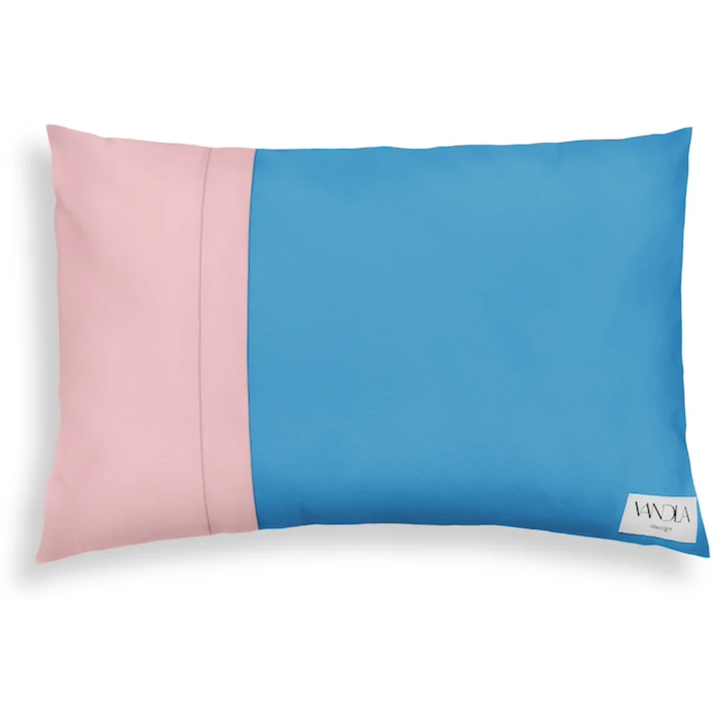 Modulare Kissenhülle rechteckig Farbkombinationen mit Atlantik in Atlantik+Zartrosa Blau+Rosa von Vandla design Größe 40x60 cm