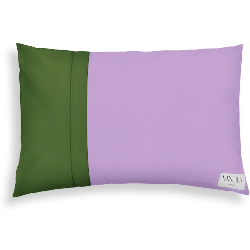 Modulare Kissenhülle rechteckig Farbkombinationen mit Flieder in Flieder+Waldgrün Flieder+Grün von Vandla design Größe 40x60 cm