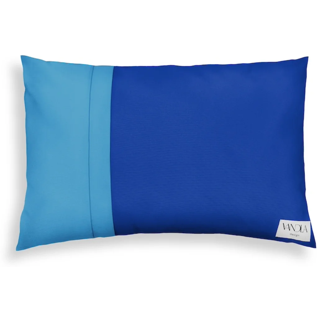 Modulare Kissenhülle rechteckig Farbkombinationen mit Kobalt in Kobalt+Atlantik Blau+Blau von Vandla design Größe 40x60 cm