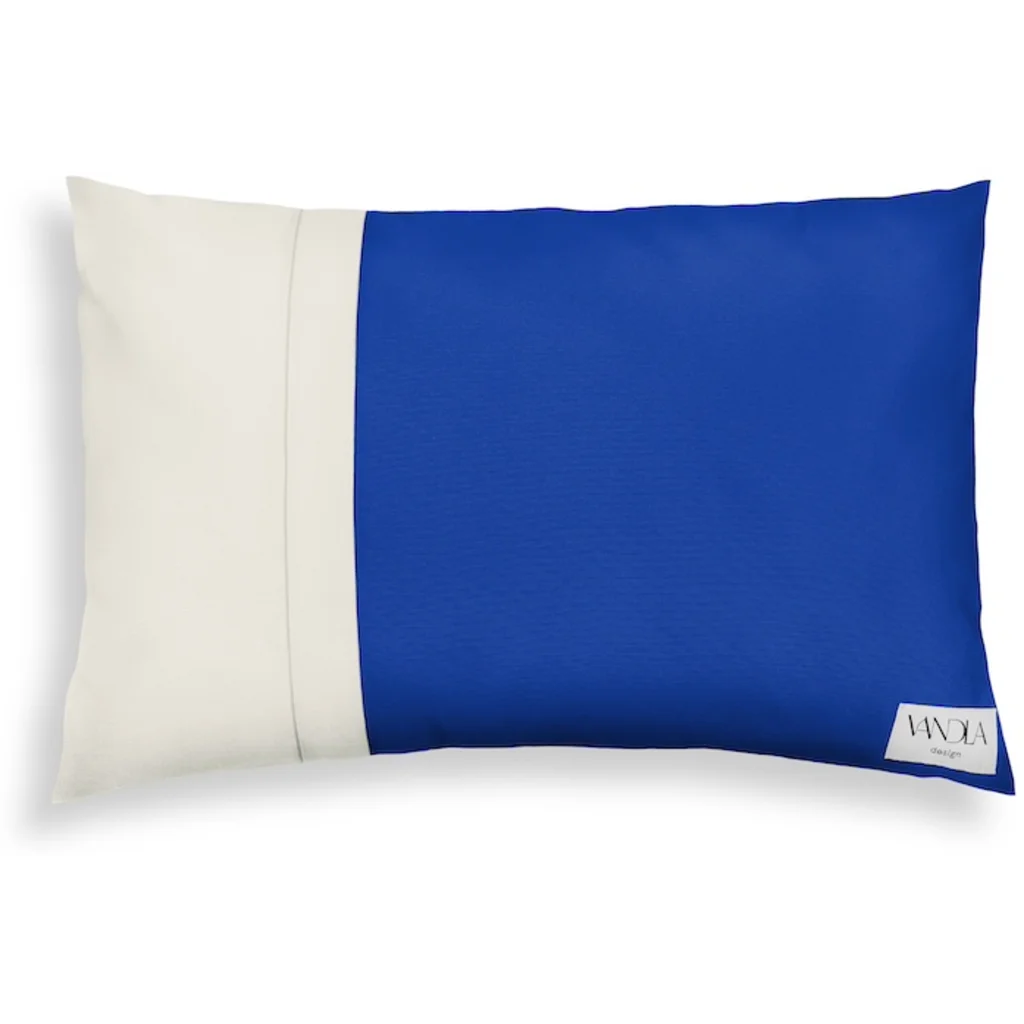 Modulare Kissenhülle rechteckig Farbkombinationen mit Kobalt in Kobalt+Creme Blau+Creme von Vandla design Größe 40x60 cm