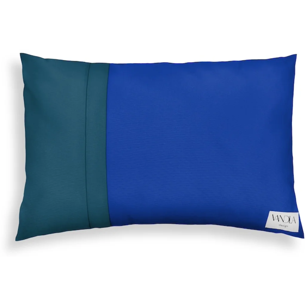 Modulare Kissenhülle rechteckig Farbkombinationen mit Kobalt in Kobalt+Petrol Blau+Blau von Vandla design Größe 40x60 cm