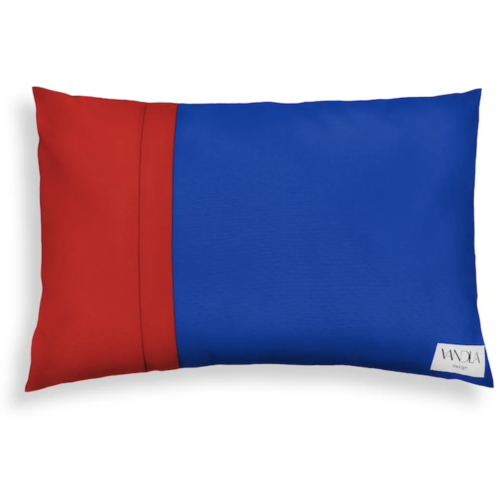 Modulare Kissenhülle rechteckig Farbkombinationen mit Kobalt in Kobalt+Rot Blau+Rot von Vandla design Größe 40x60 cm
