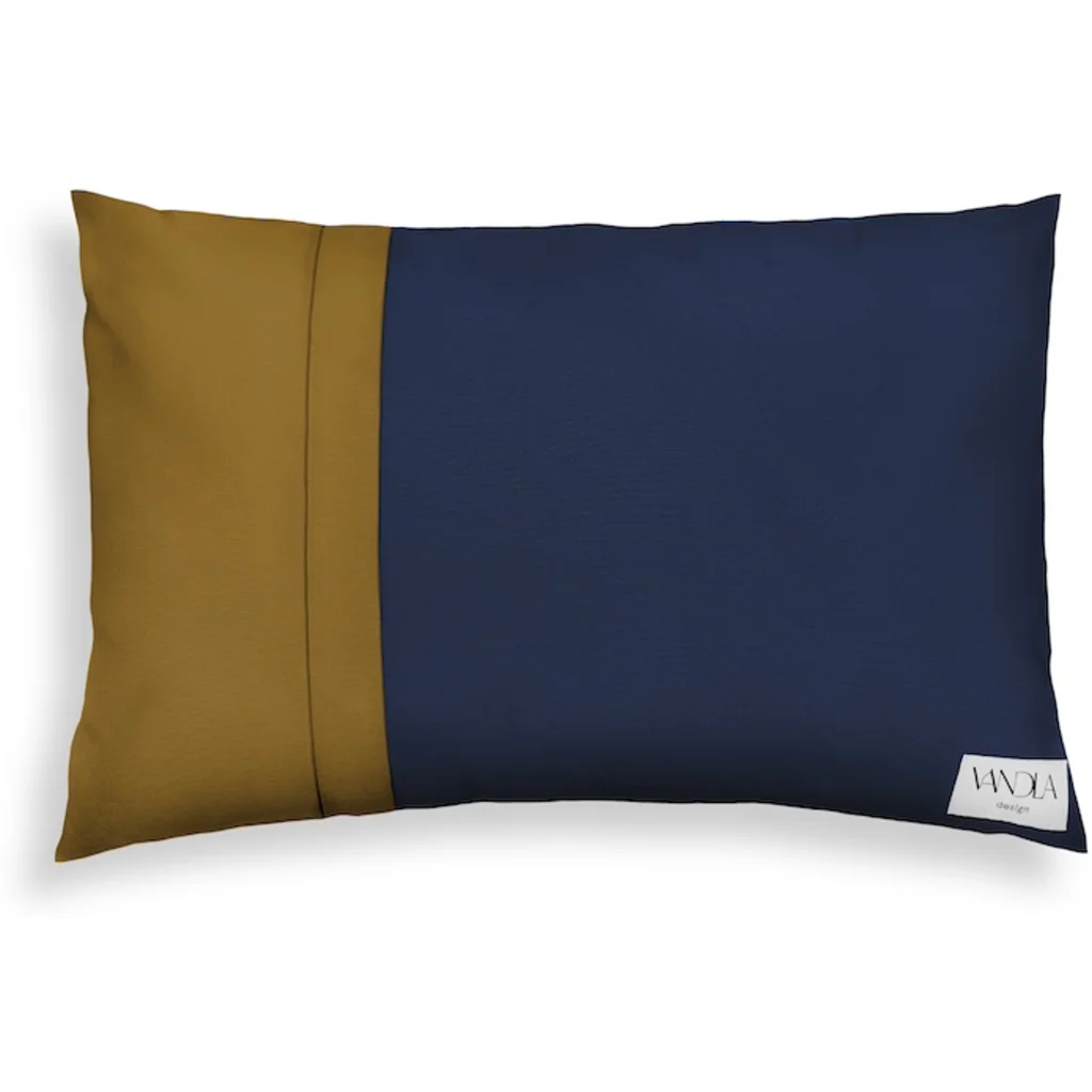 Modulare Kissenhülle rechteckig Farbkombinationen mit Marine in Marine+Hellbraun Blau+Braun von Vandla design Größe 40x60 cm
