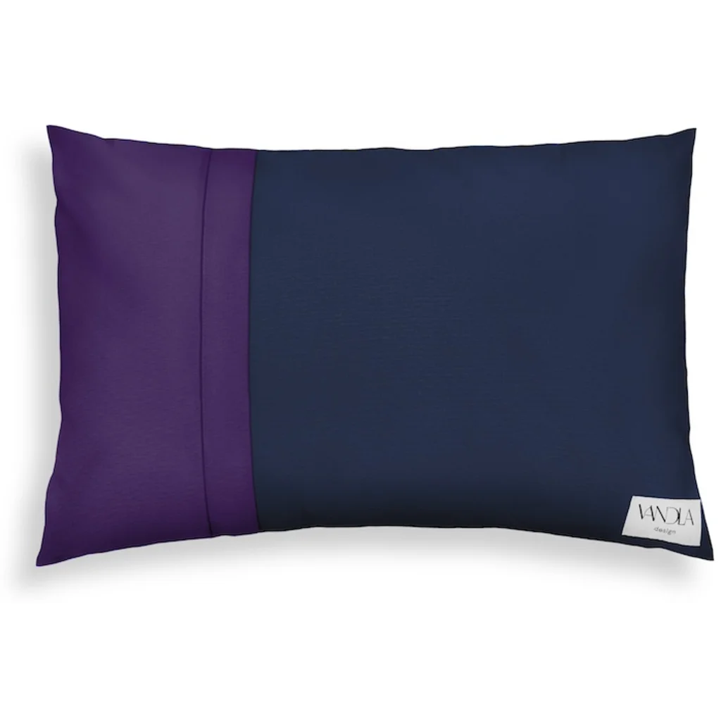 Modulare Kissenhülle rechteckig Farbkombinationen mit Marine in Marine+Lila Blau+Lila von Vandla design Größe 40x60 cm