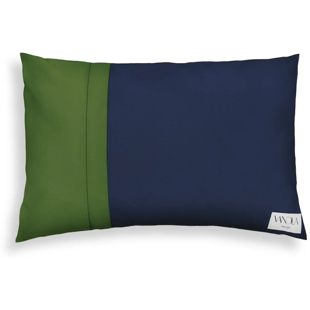 Modulare Kissenhülle rechteckig Farbkombinationen mit Marine in Marine+Waldgrün Blau+Grün von Vandla design Größe 40x60 cm