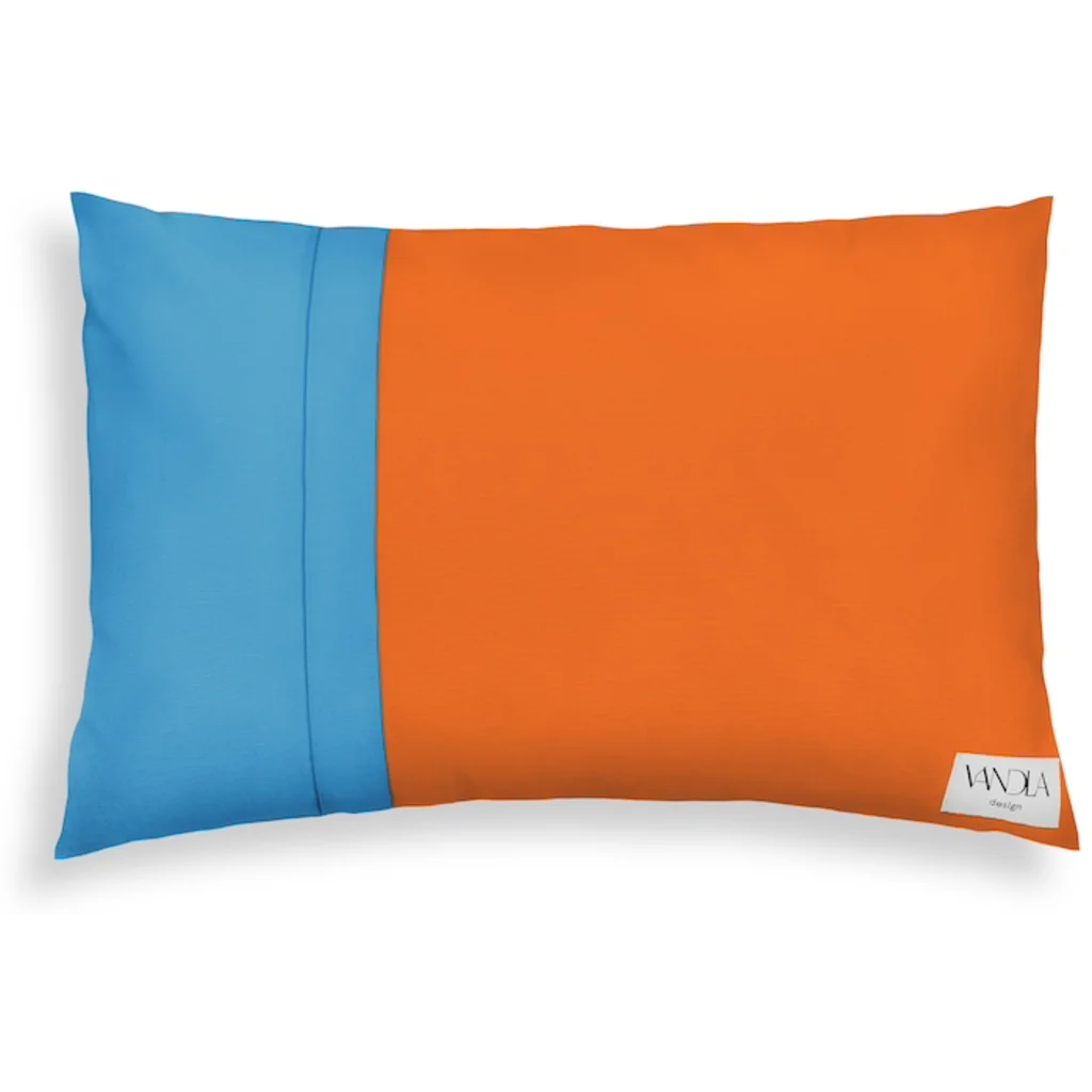 Modulare Kissenhülle rechteckig Farbkombinationen mit Orange in Orange+Atlantik Orange+Blau von Vandla design Größe 40x60 cm
