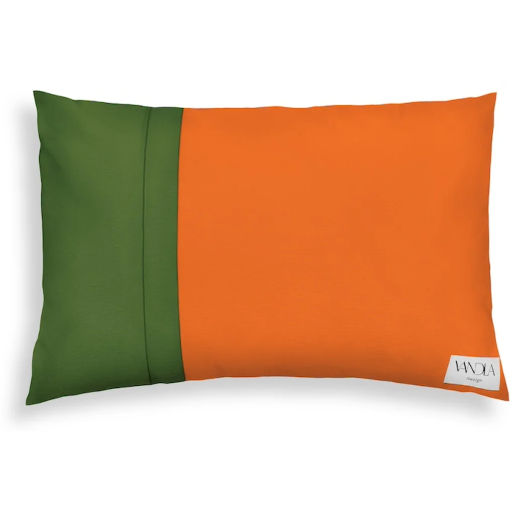 Modulare Kissenhülle rechteckig Farbkombinationen mit Orange in Orange+Waldgrün Orange+Grün von Vandla design Größe 40x60 cm