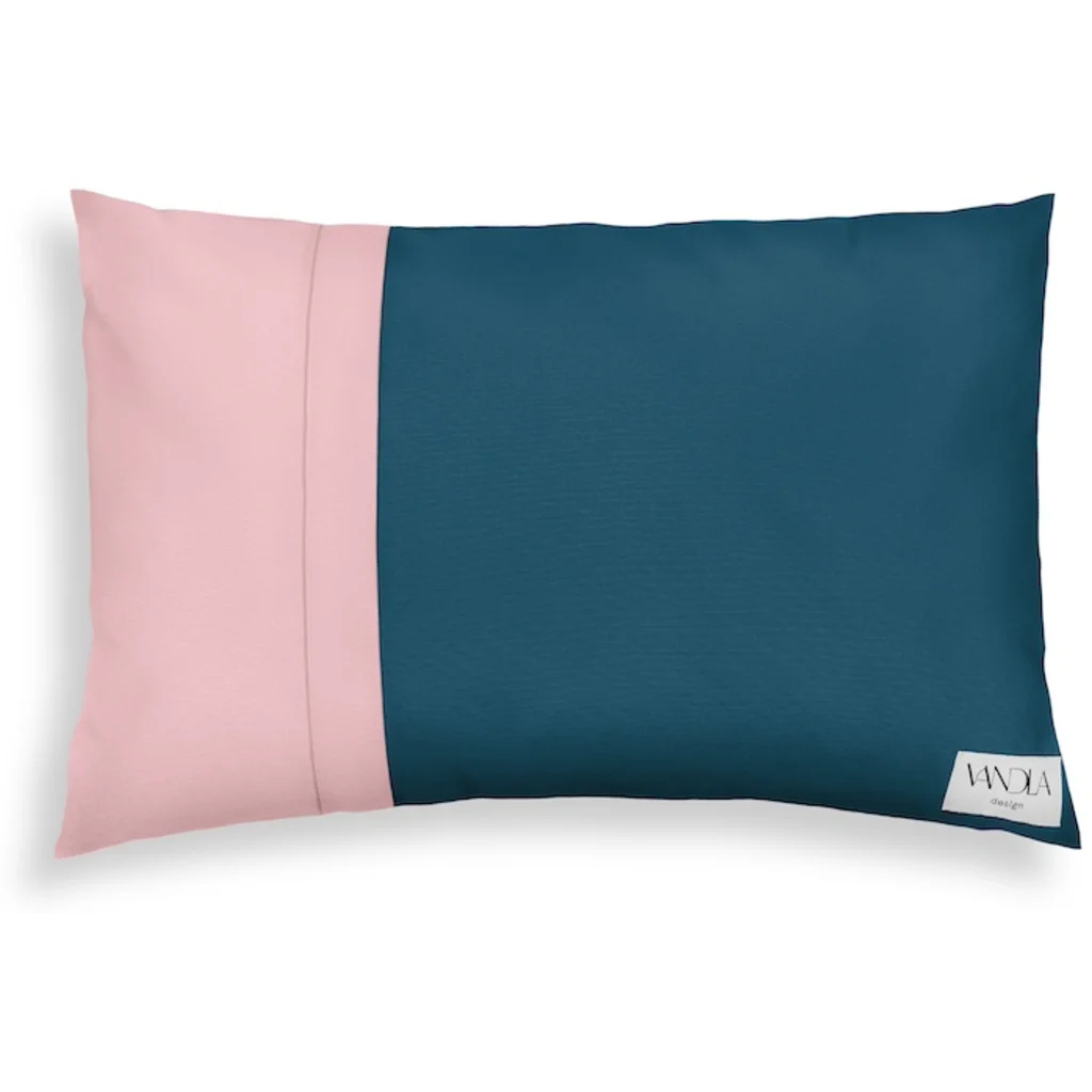 Modulare Kissenhülle rechteckig Farbkombinationen mit Petrol in Petrol+Zartrosa Blau+Rosa von Vandla design Größe 40x60 cm