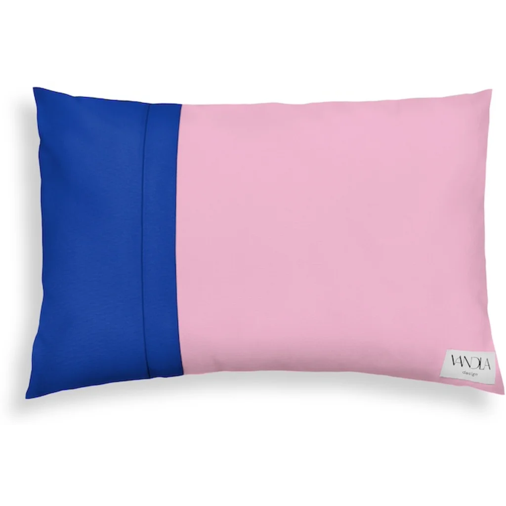 Modulare Kissenhülle rechteckig Farbkombinationen mit Pink in Pink+Kobalt Pink+Blau von Vandla design Größe 40x60 cm