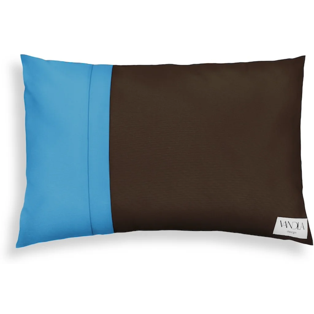 Modulare Kissenhülle rechteckig Farbkombinationen mit Schoko in Schoko+Atlantik Braun+Blau von Vandla design Größe 40x60 cm