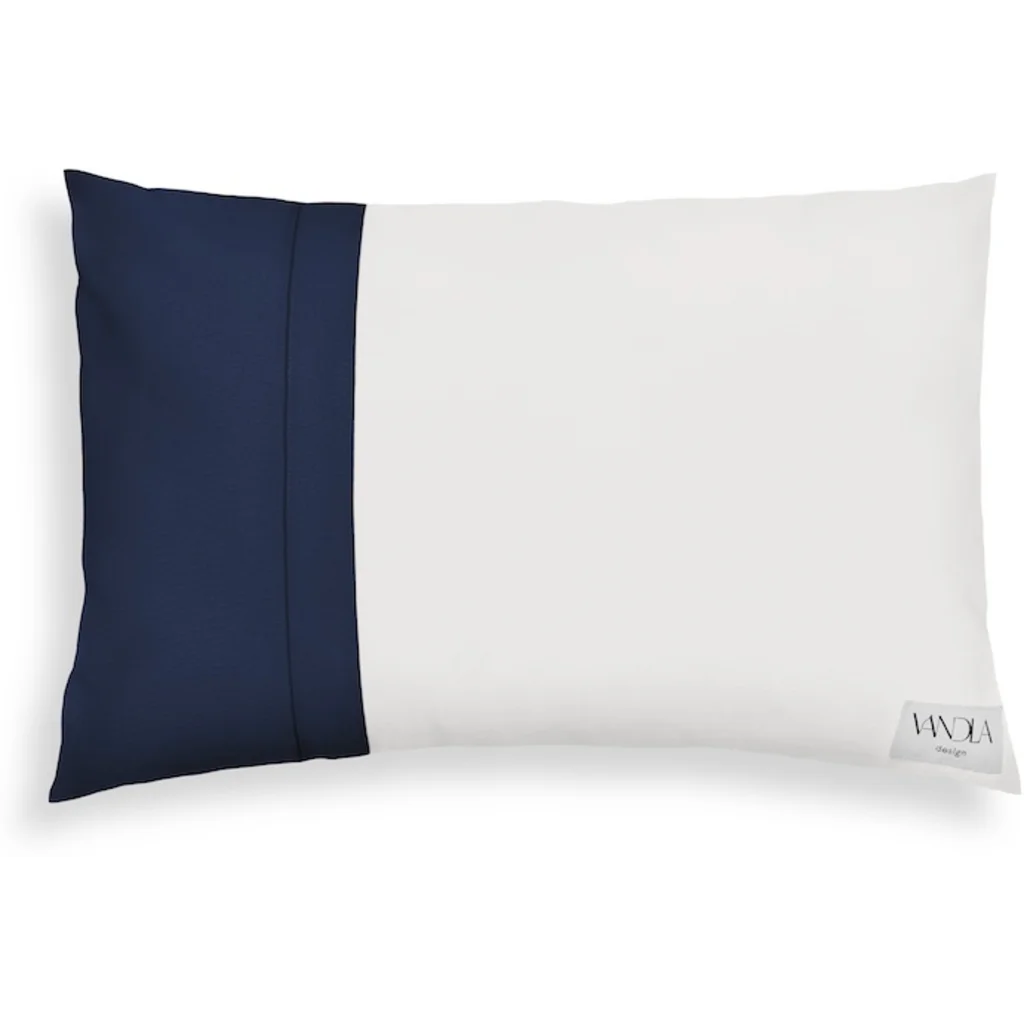 Modulare Kissenhülle rechteckig Farbkombinationen mit Weiß in Weiß+Marine Weiß+Blau von Vandla design Größe 40x60 cm