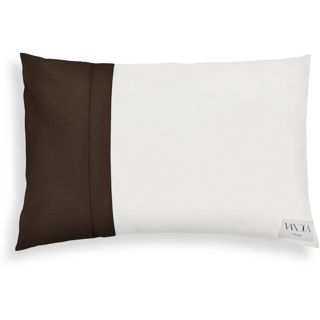 Modulare Kissenhülle rechteckig Farbkombinationen mit Weiß in Weiß+Schoko Weiß+Braun von Vandla design Größe 40x60 cm