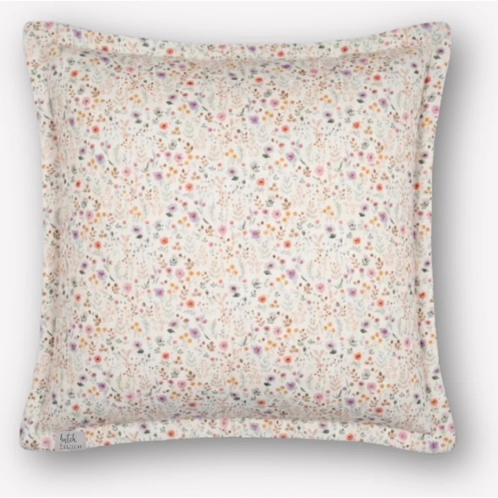 Musselin Kissenhülle Blumen in Weiß+Flieder+Orange Weiß+Lila+Orange Muster Blumen von hutch&putch Größe 50x50 cm