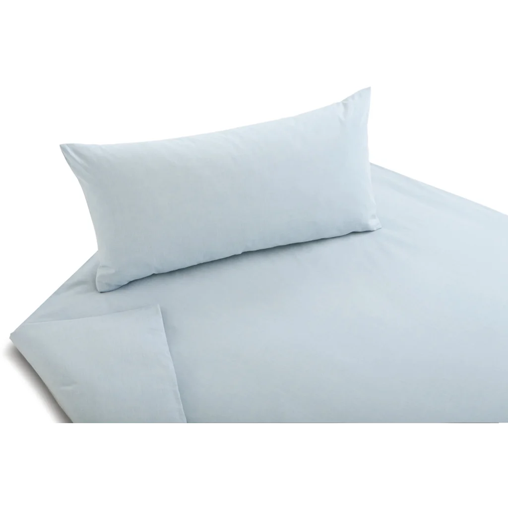 Bio Chambray Bettwäsche Nuance Kissenbezug in Hellblau Blau von Cotonea Größe 40x80 cm
