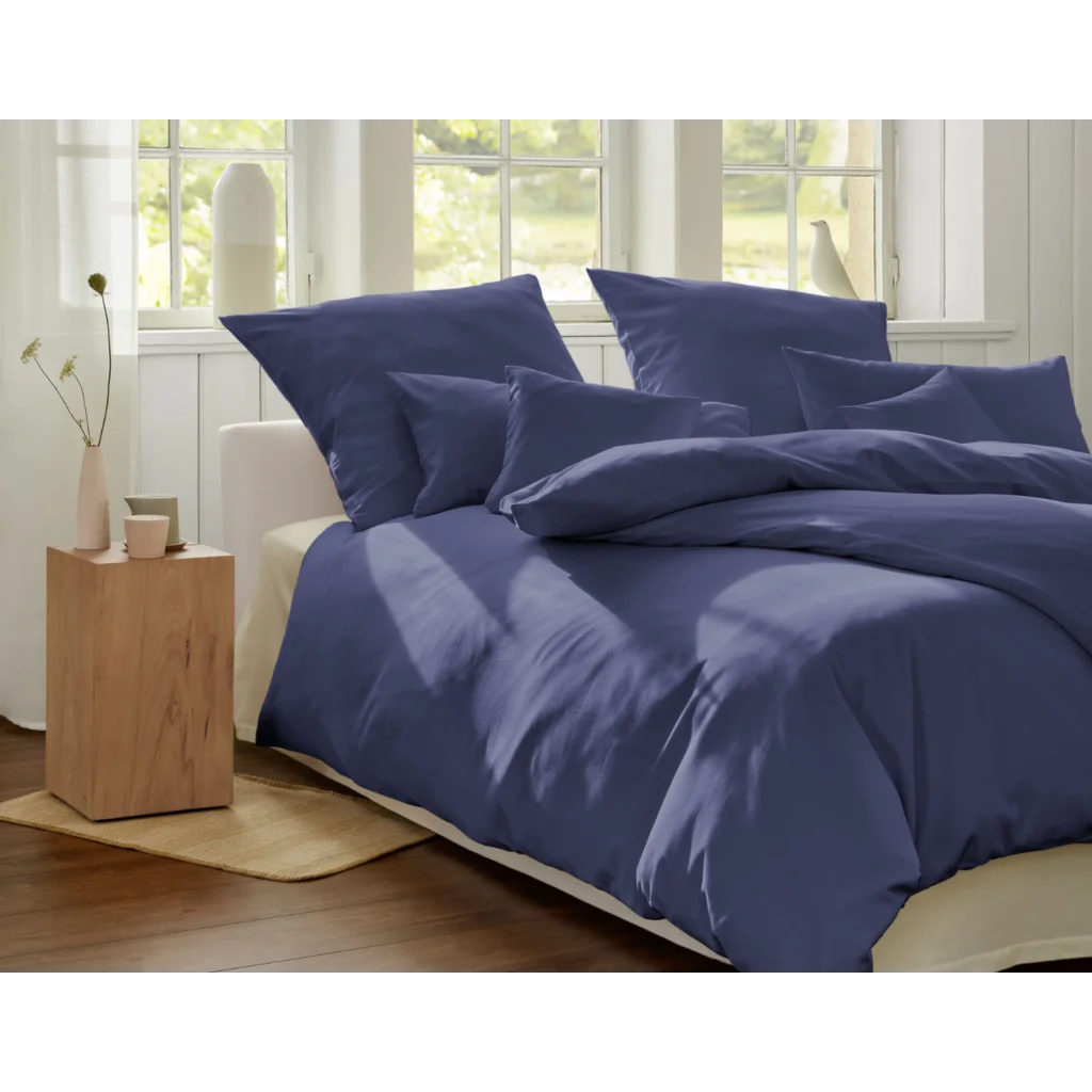 Bio Satin Bettwäsche Classic Garnitur in Azurblau Blau von Cotonea Größe 135x200 + 80x80 cm