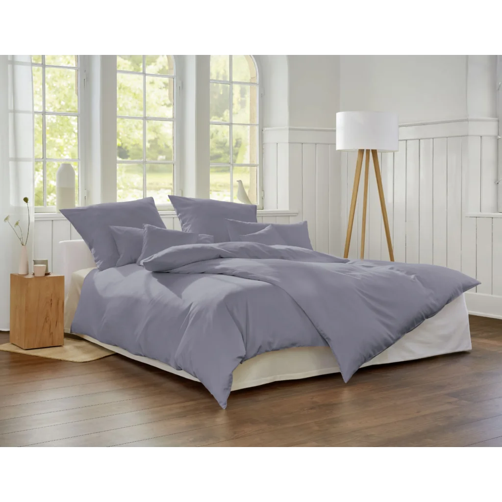 Bio Satin Bettwäsche Classic Garnitur in Platin Grau von Cotonea Größe 135x200 + 80x80 cm